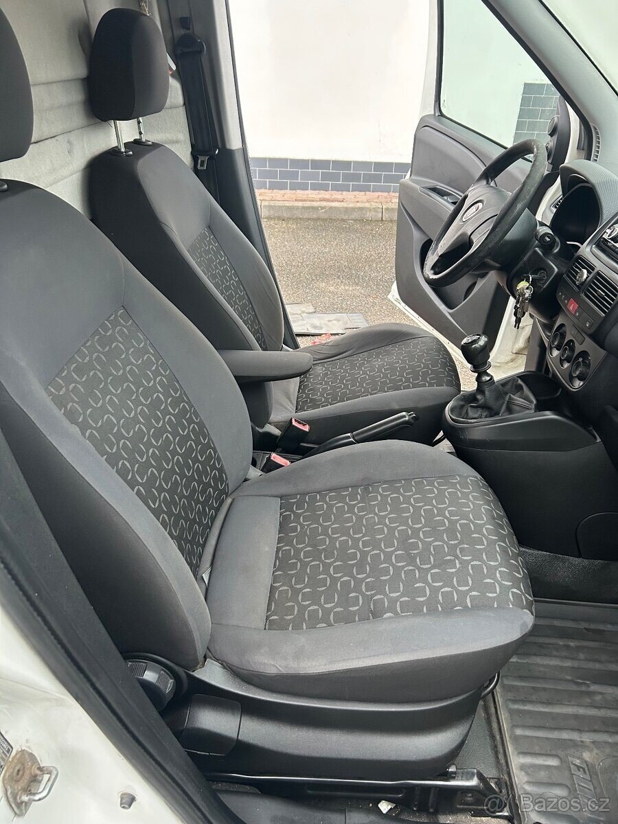 Fiat Dobló MPV 0,0 88 kw