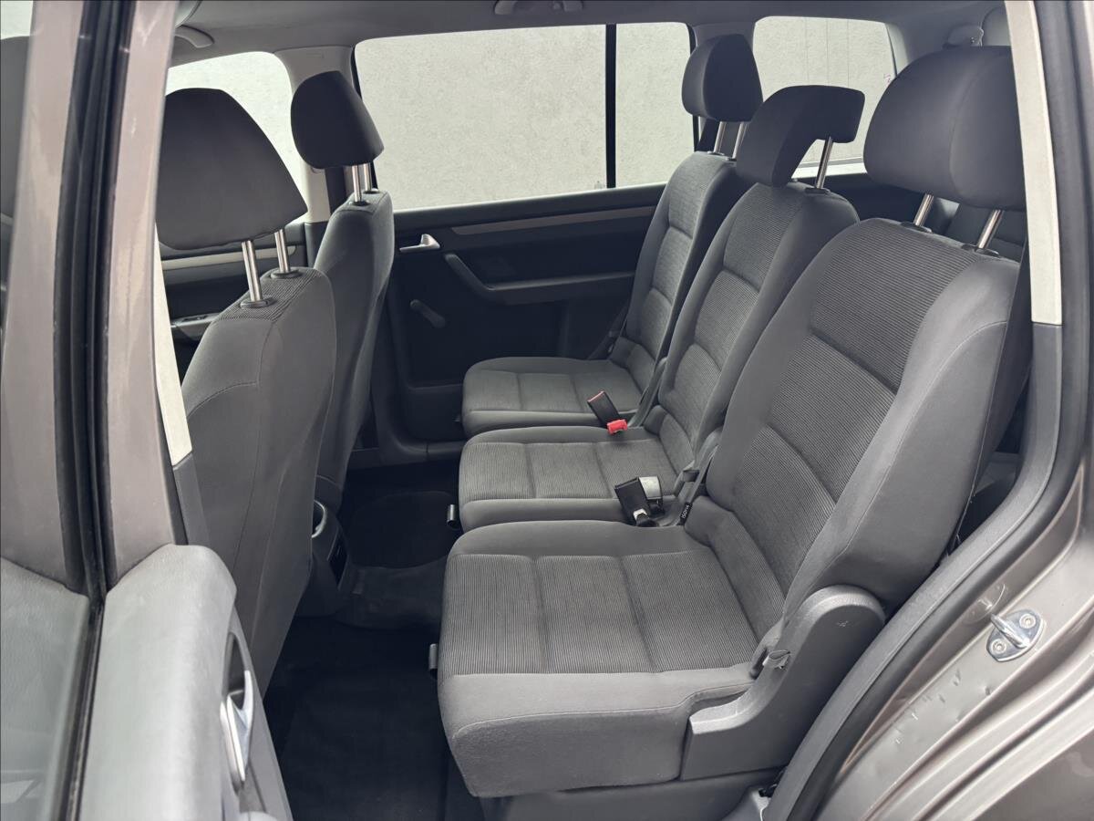 Volkswagen Touran MPV 1,9 l 77 kw