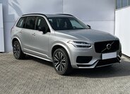 Volvo XC90 SUV / Terénní 2,0 l 335 kw