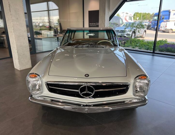 Mercedes-Benz Ostatní 2