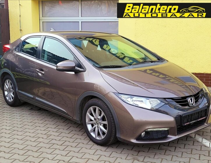 Honda Civic Hatchback 1,8 l 104 kw