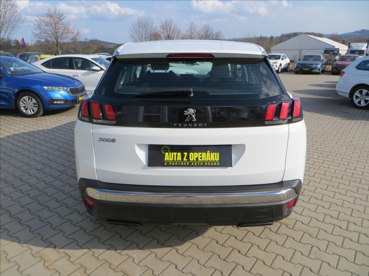 Peugeot 3008 SUV / Terénní 1,5 l 96 kw