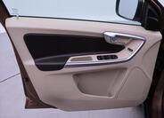 Volvo XC60 11