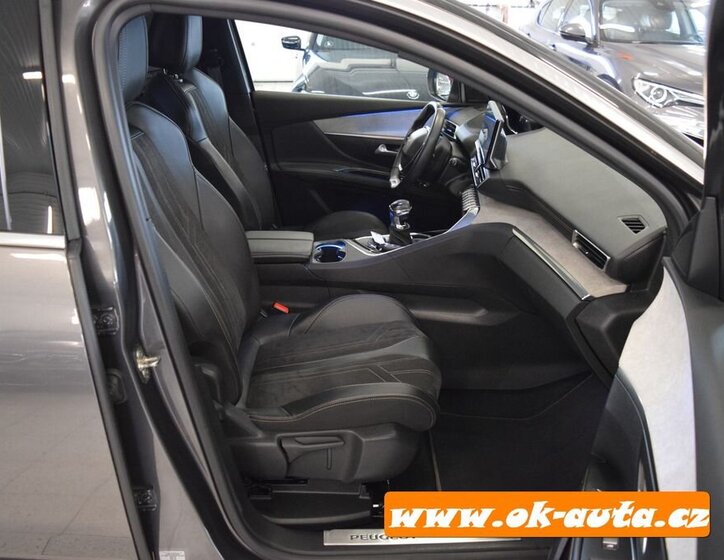 Peugeot 5008 MPV 1,5 l 96 kw