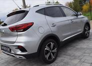 MG ZS 5