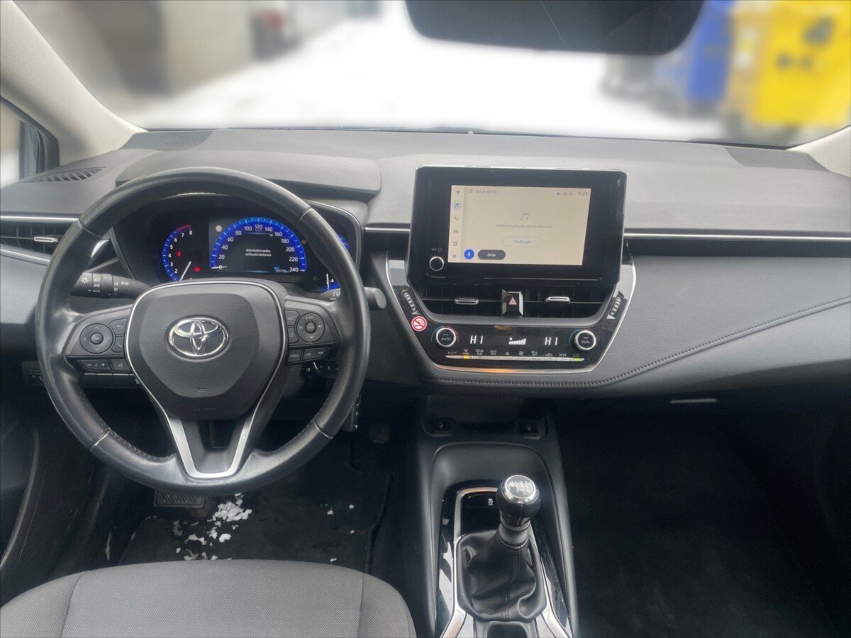 Toyota Corolla Sedan / Limuzína 1,5 l 92 kw