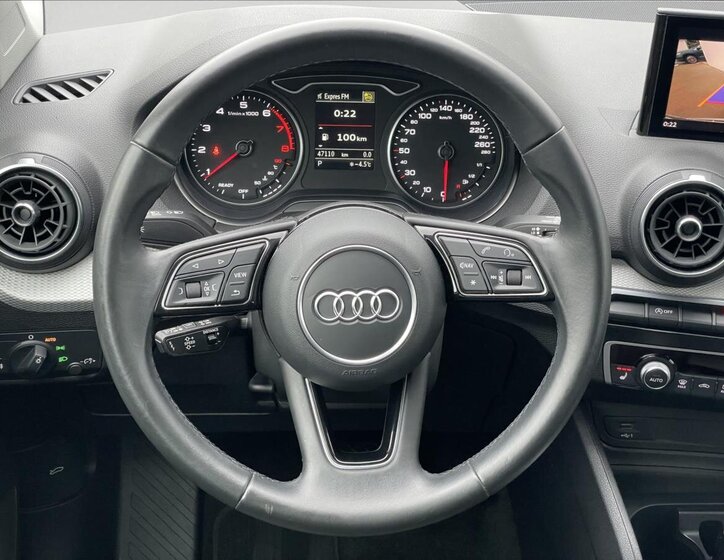 Audi Q2 SUV / Terénní 1,5 l 110 kw