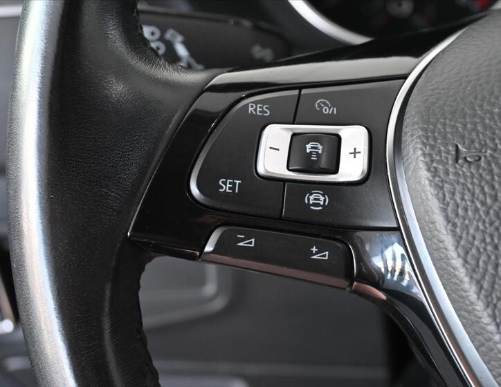 Volkswagen Tiguan Allspace 17