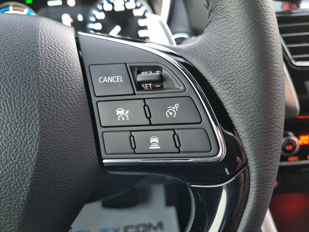 Mitsubishi Ostatní SUV / Terénní 2,4 l 138 kw