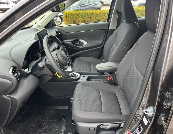 Toyota Yaris Cross SUV / Terénní 1,5 l 68 kw