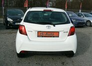 Toyota Yaris 5