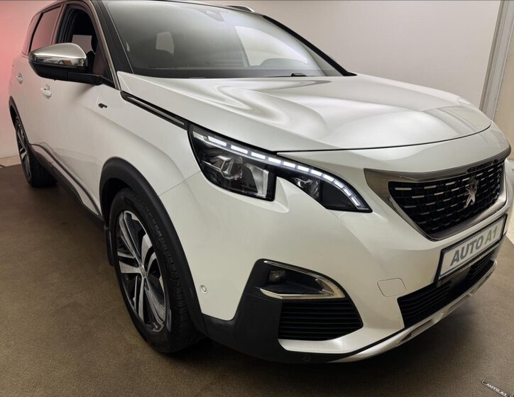 Peugeot 5008 SUV / Terénní 2,0 l 133 kw