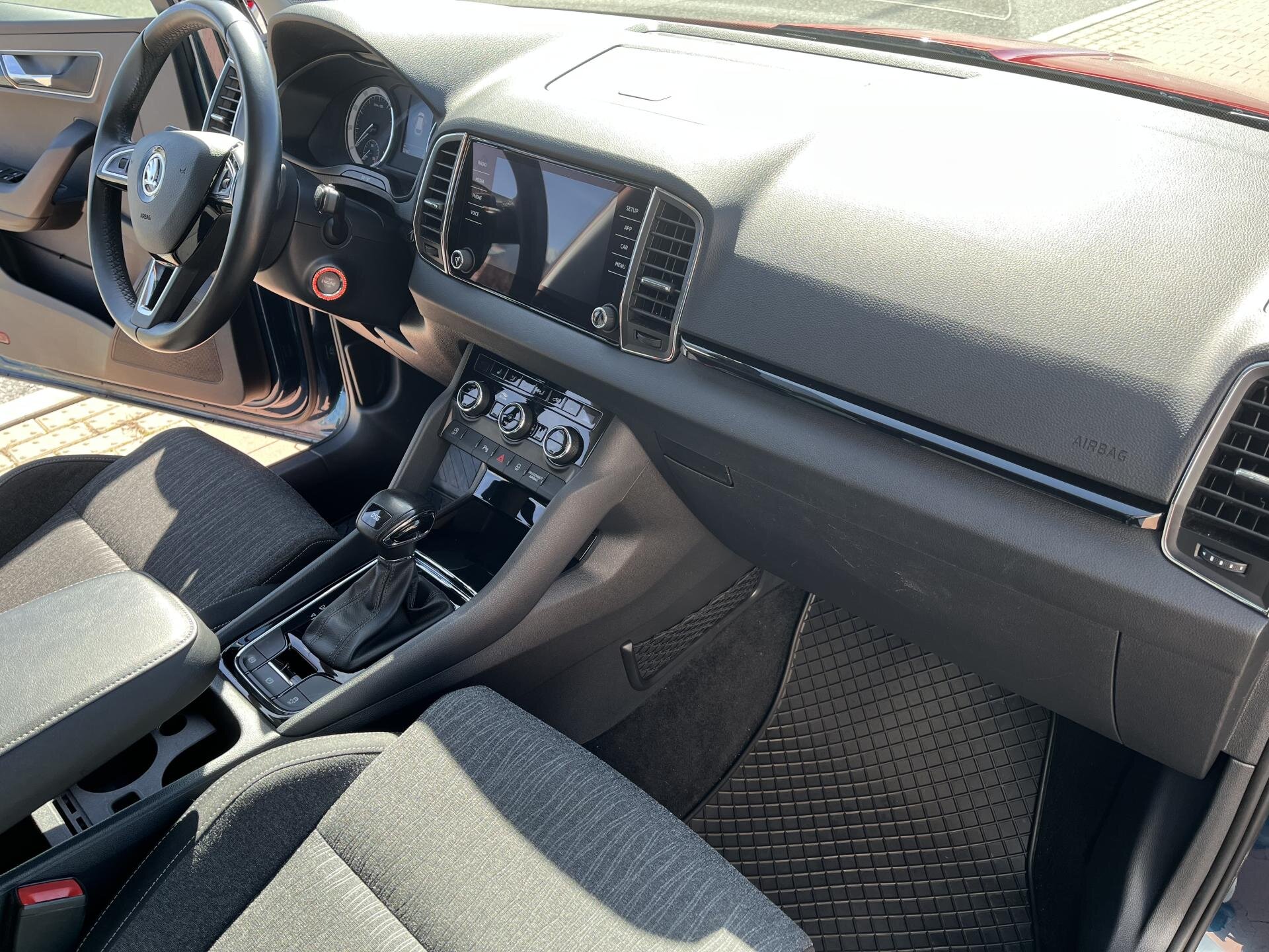 Škoda Karoq SUV / Terénní 1,5 l 110 kw