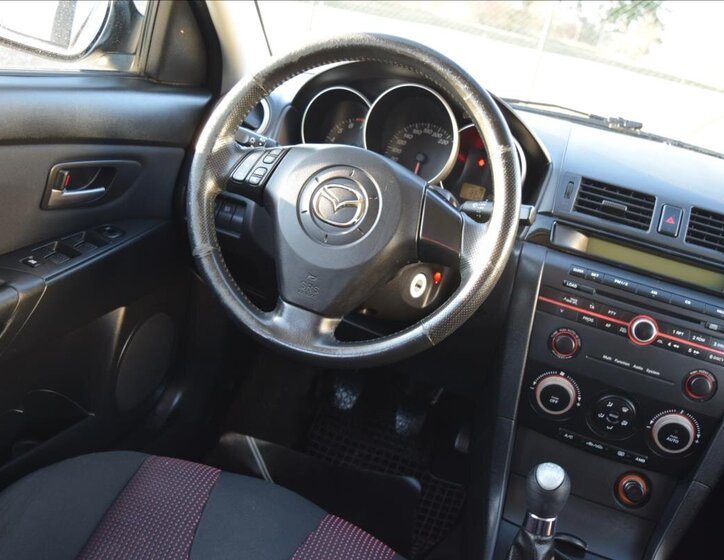 Mazda 3 Hatchback 1,6 l 77 kw