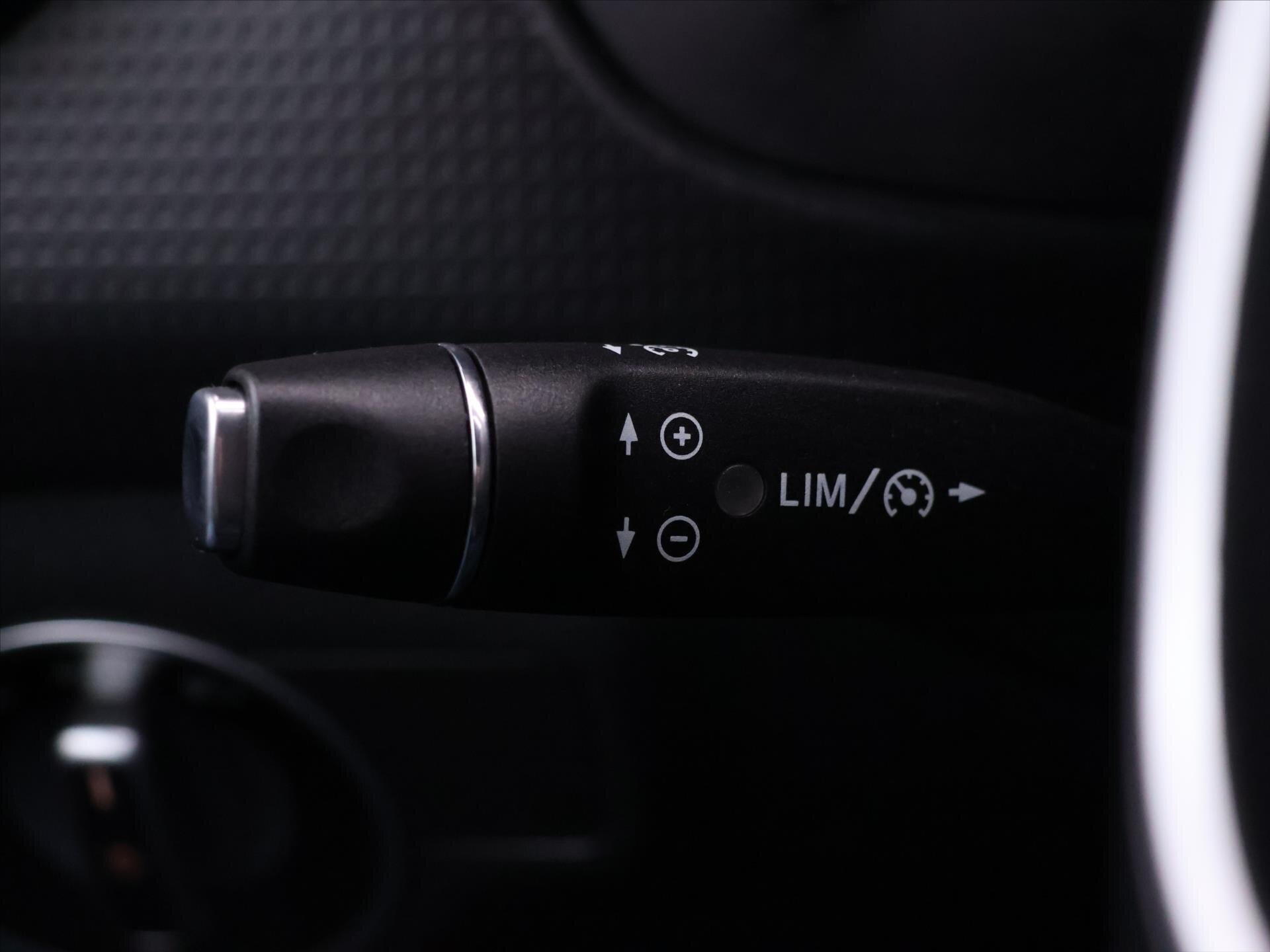 Mercedes-Benz Třídy A Hatchback 1,8 l 80 kw