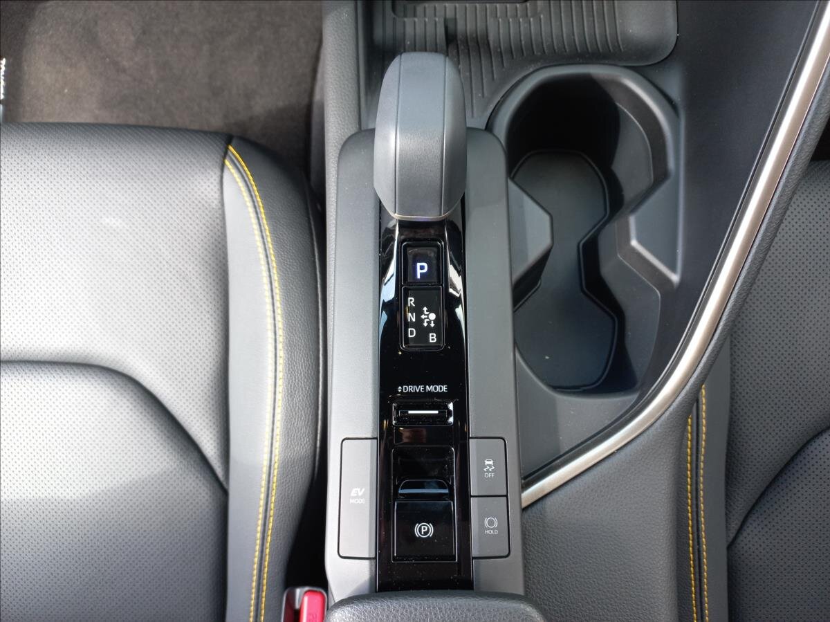 Toyota C-HR SUV 2,0 l 112 kw