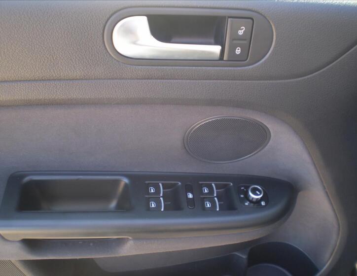 Volkswagen Golf Plus 8