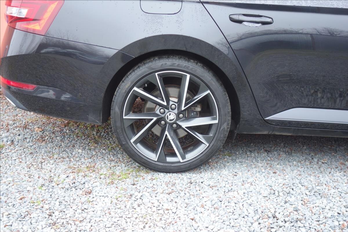 Škoda Superb Kombi 2,0 l 140 kw