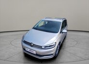 Volkswagen Touran 8