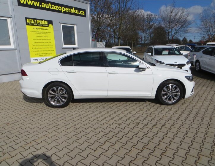 Volkswagen Passat Liftback 1,5 l 110 kw