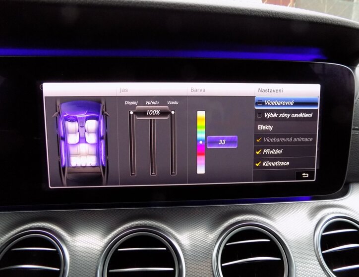 Mercedes-Benz Třídy E Sedan 3,0 l 190 kw