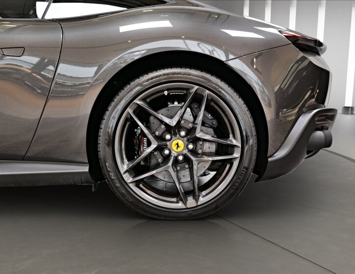 Ferrari Roma Kupé 3,9 l 456 kw