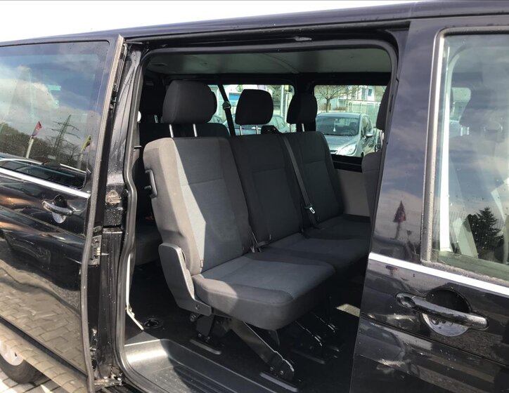 Volkswagen Transporter Kombi 2,0 l 110 kw