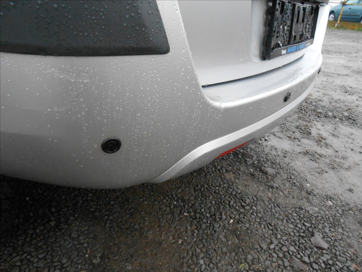 Ford Fusion Kombi 1,4 l 59 kw