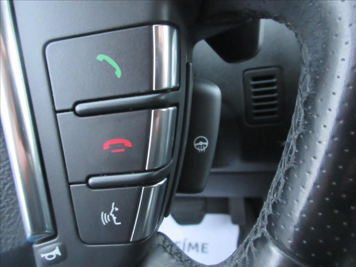 Land Rover Range Rover Sport SUV / Terénní 3,0 l 188 kw