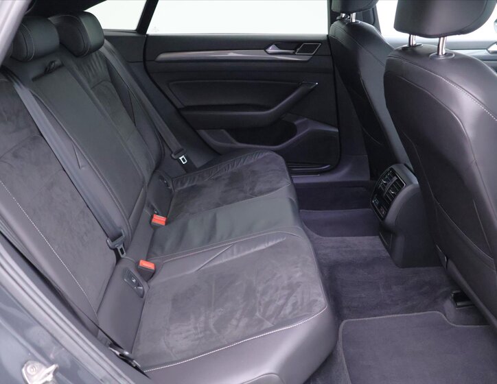 Volkswagen Arteon 13