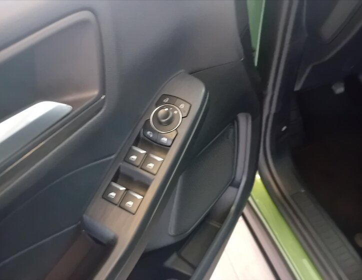 Ford Kuga SUV 1,5 l 110 kw