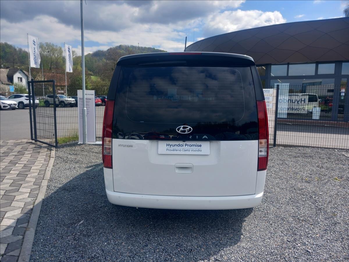 Hyundai Staria MPV 2,2 l 130 kw