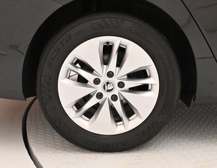 Škoda Octavia Kombi 2,0 l 110 kw