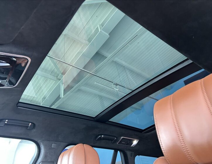 Land Rover Range Rover SUV / Terénní 3,0 l 190 kw