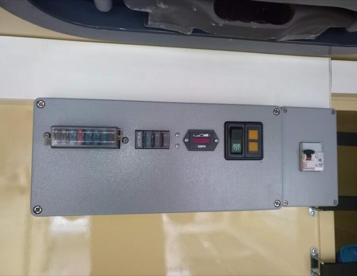 Toyota Land Cruiser 11