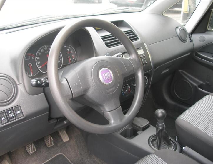 Fiat Sedici 5