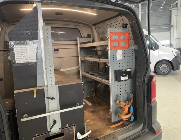 Volkswagen Transporter Kombi 2,0 l 110 kw