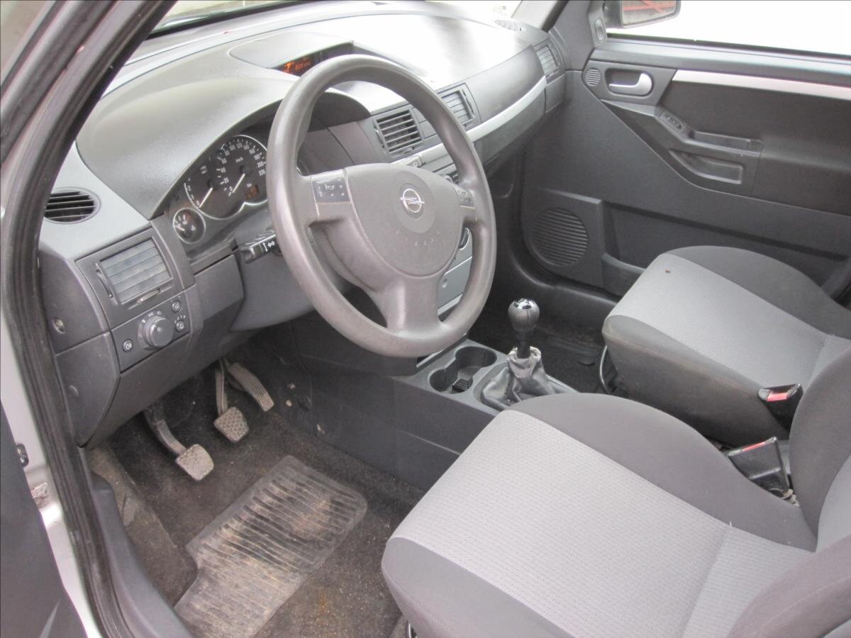 Opel Meriva MPV 1,4 l 66 kw