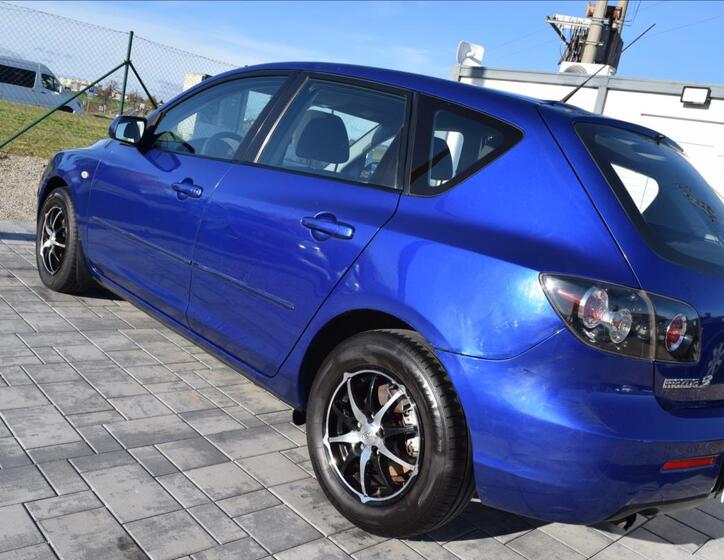 Mazda 3 7
