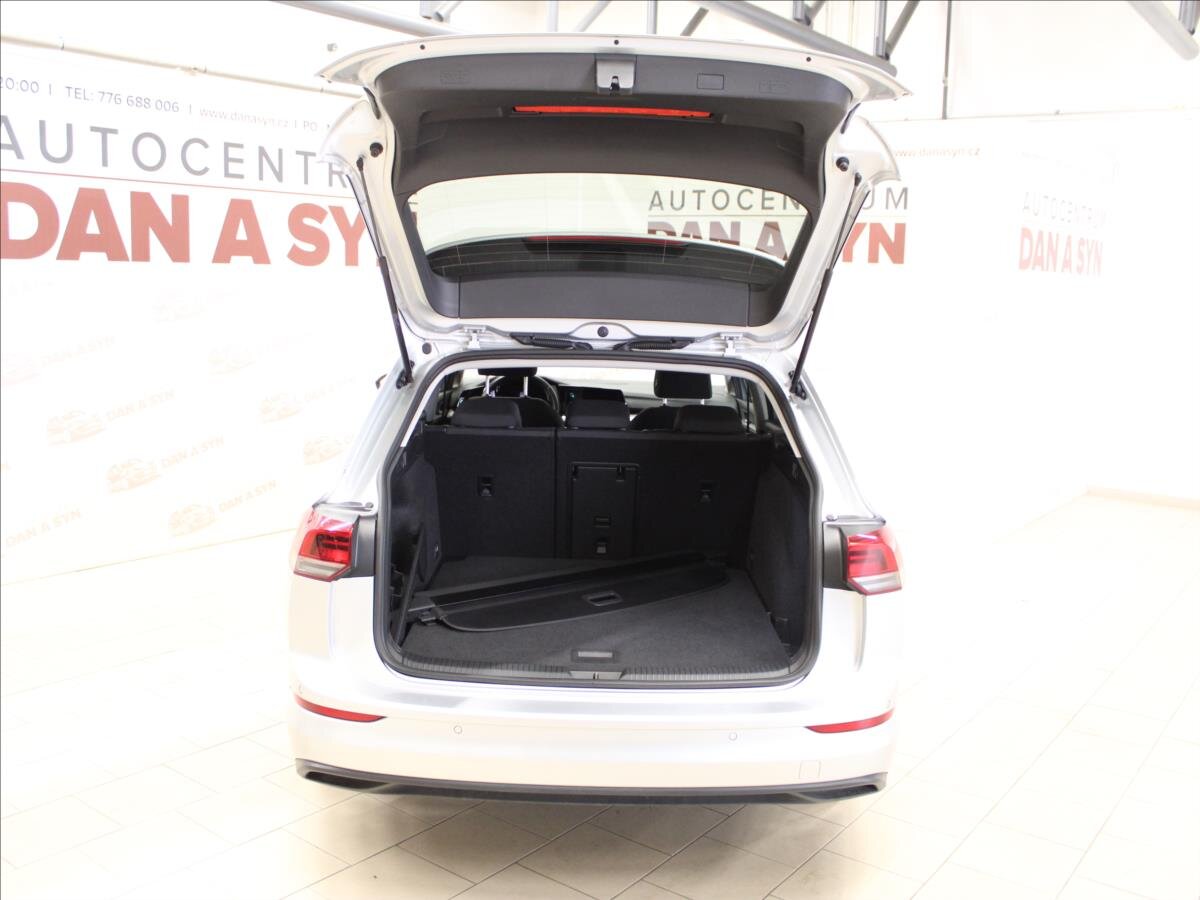 Volkswagen Golf Kombi 1,5 l 110 kw