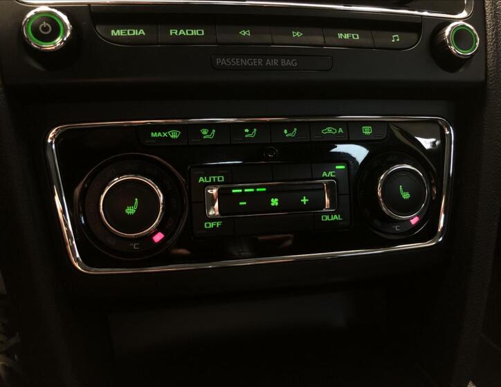 Škoda Superb Hatchback 2,0 l 103 kw