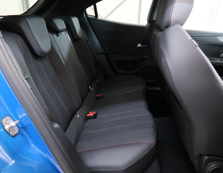 Opel Mokka SUV 1,2 l 74 kw