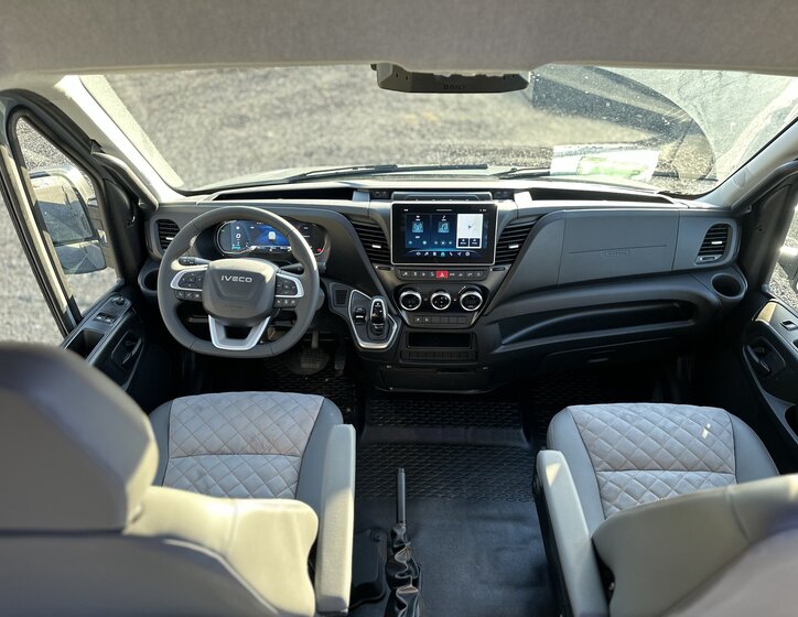 Iveco Daily VAN / Minibus 3,0 l 156 kw