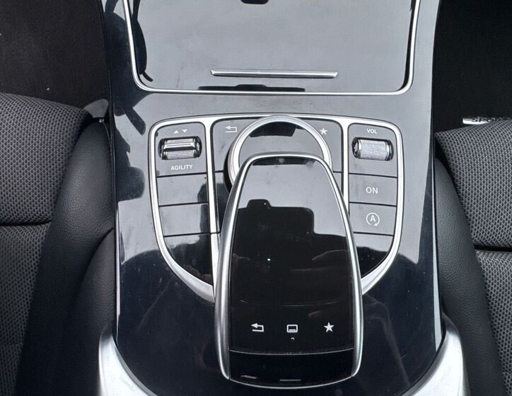 Mercedes-Benz Třídy C Sedan 2,1 l 150 kw