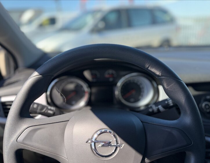 Opel Astra Hatchback 999,0 77 kw