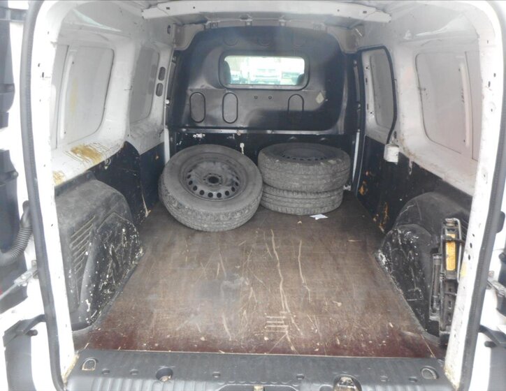 Renault Kangoo Pick-up 1,5 l 66 kw