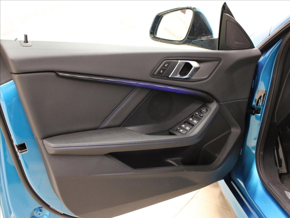 BMW Řada 2 Sedan / Limuzína 1,5 l 100 kw