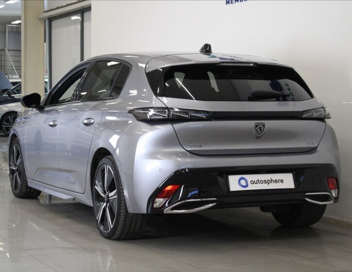 Peugeot 308 Hatchback 1,2 l 96 kw