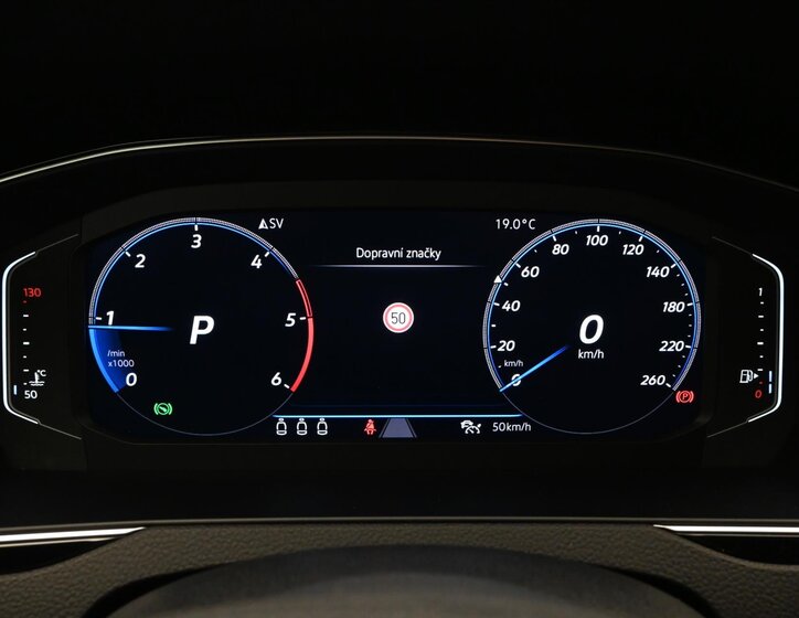 Volkswagen Passat Kombi 2,0 l 110 kw