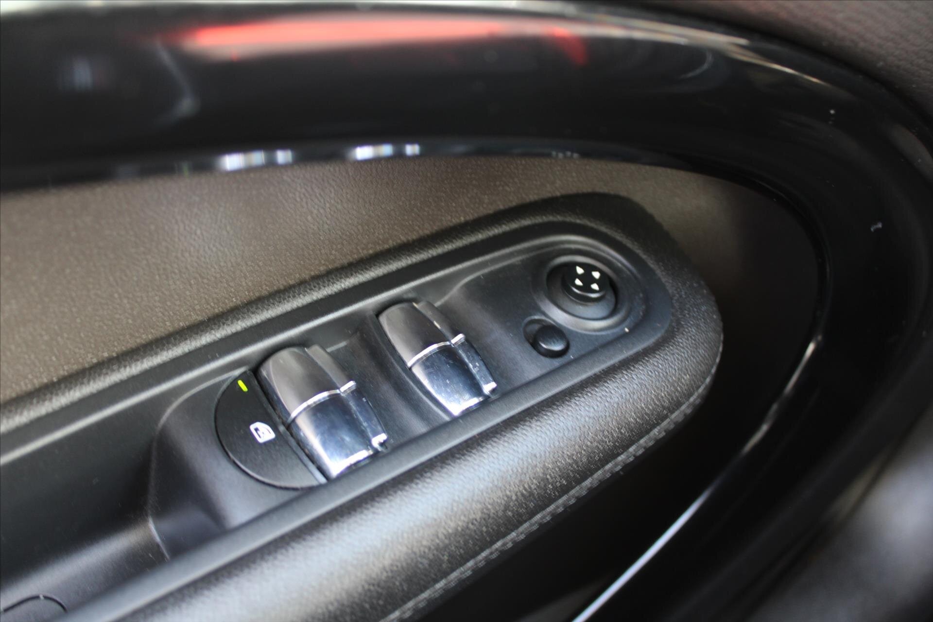 Mini Countryman SUV / Terénní 1,6 l 90 kw